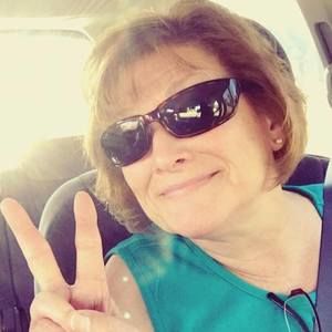 Meet your Posher, Gloria